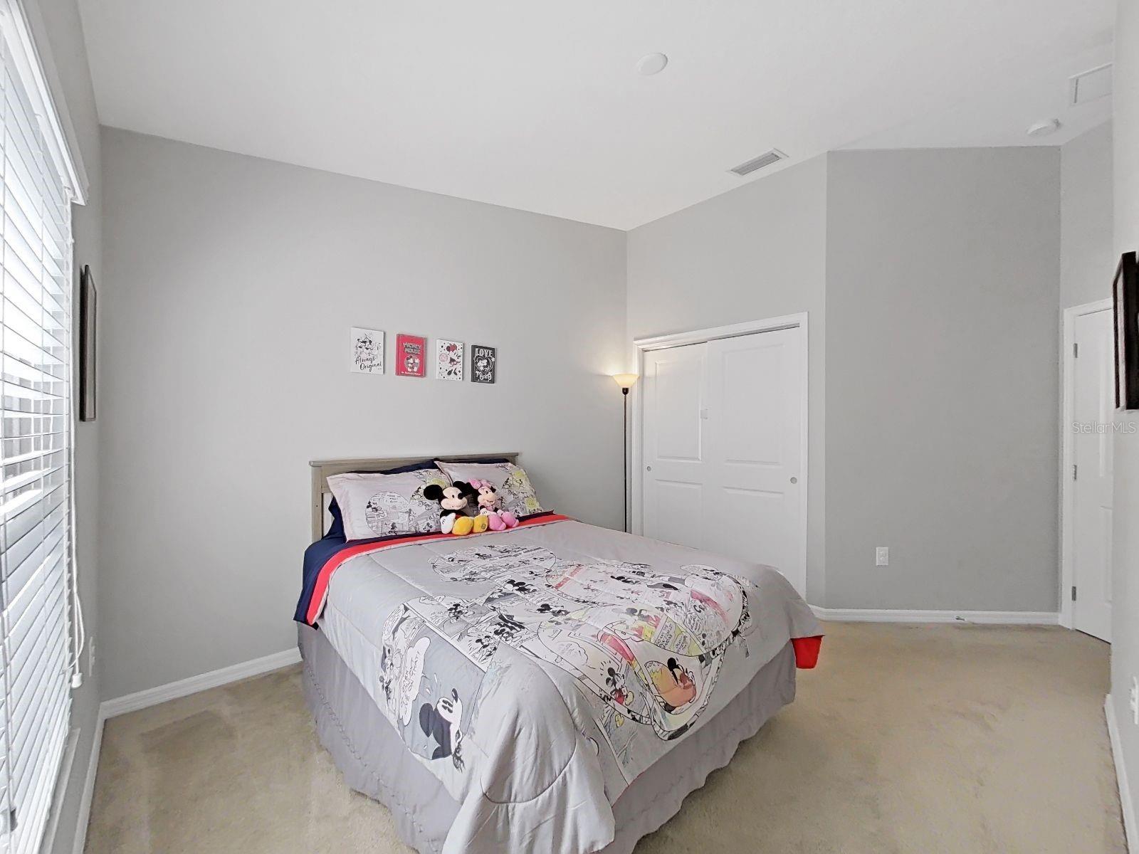 Image 17 of 37 For 14066 Finsbury Drive