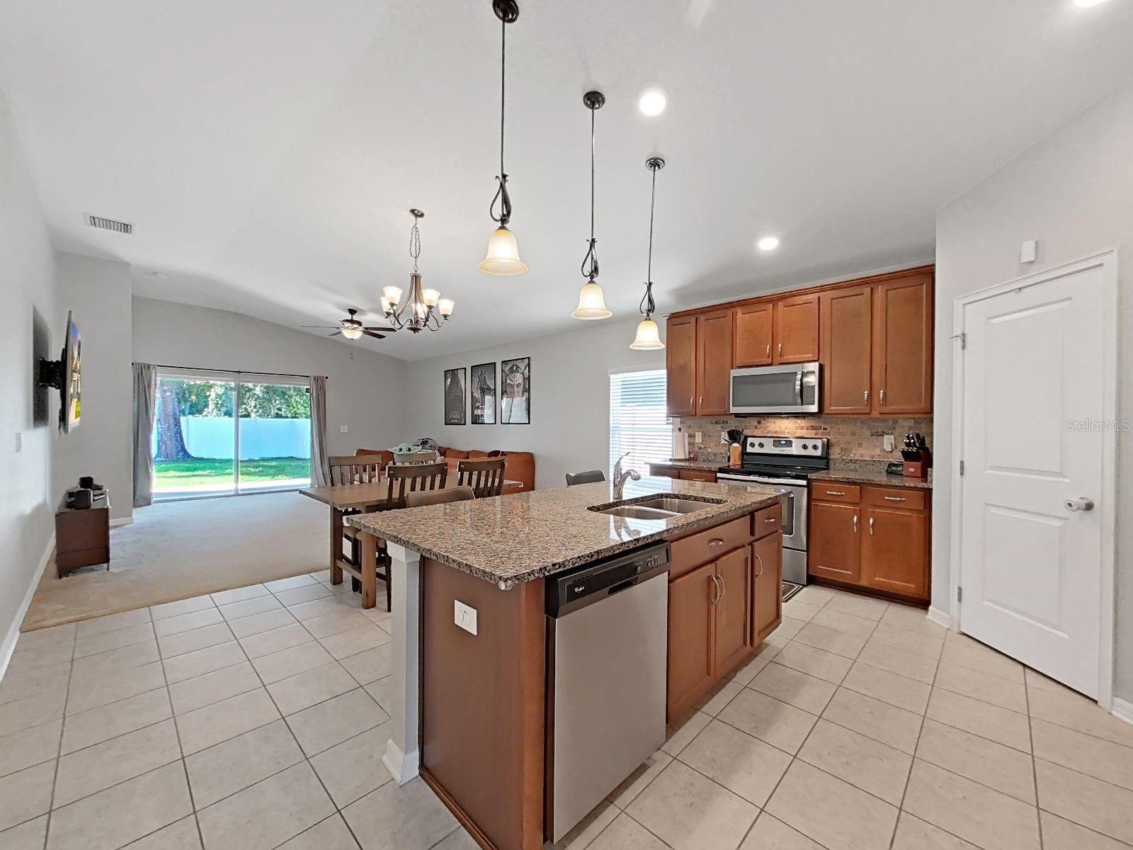 Image 18 of 37 For 14066 Finsbury Drive