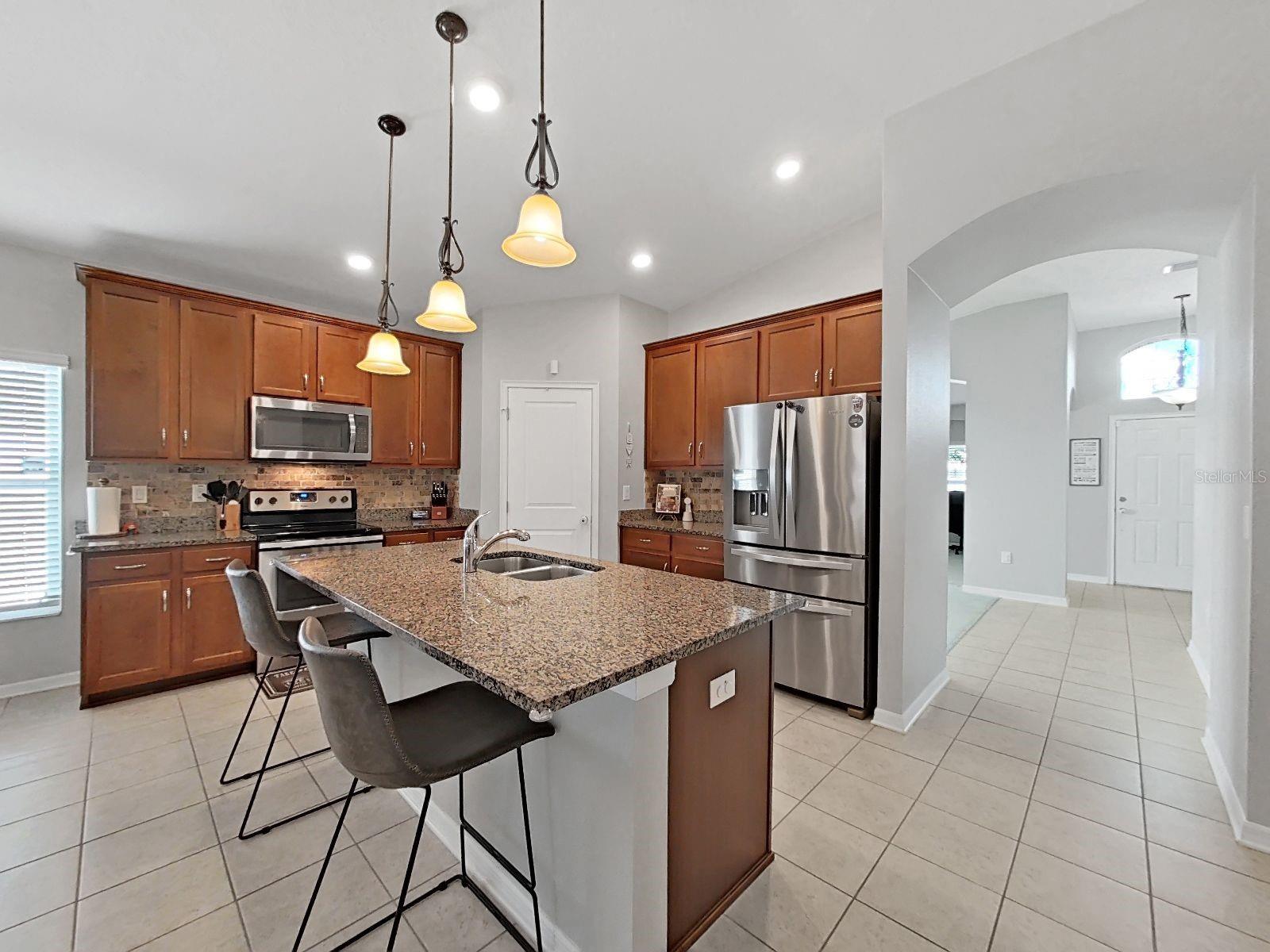 Image 19 of 37 For 14066 Finsbury Drive