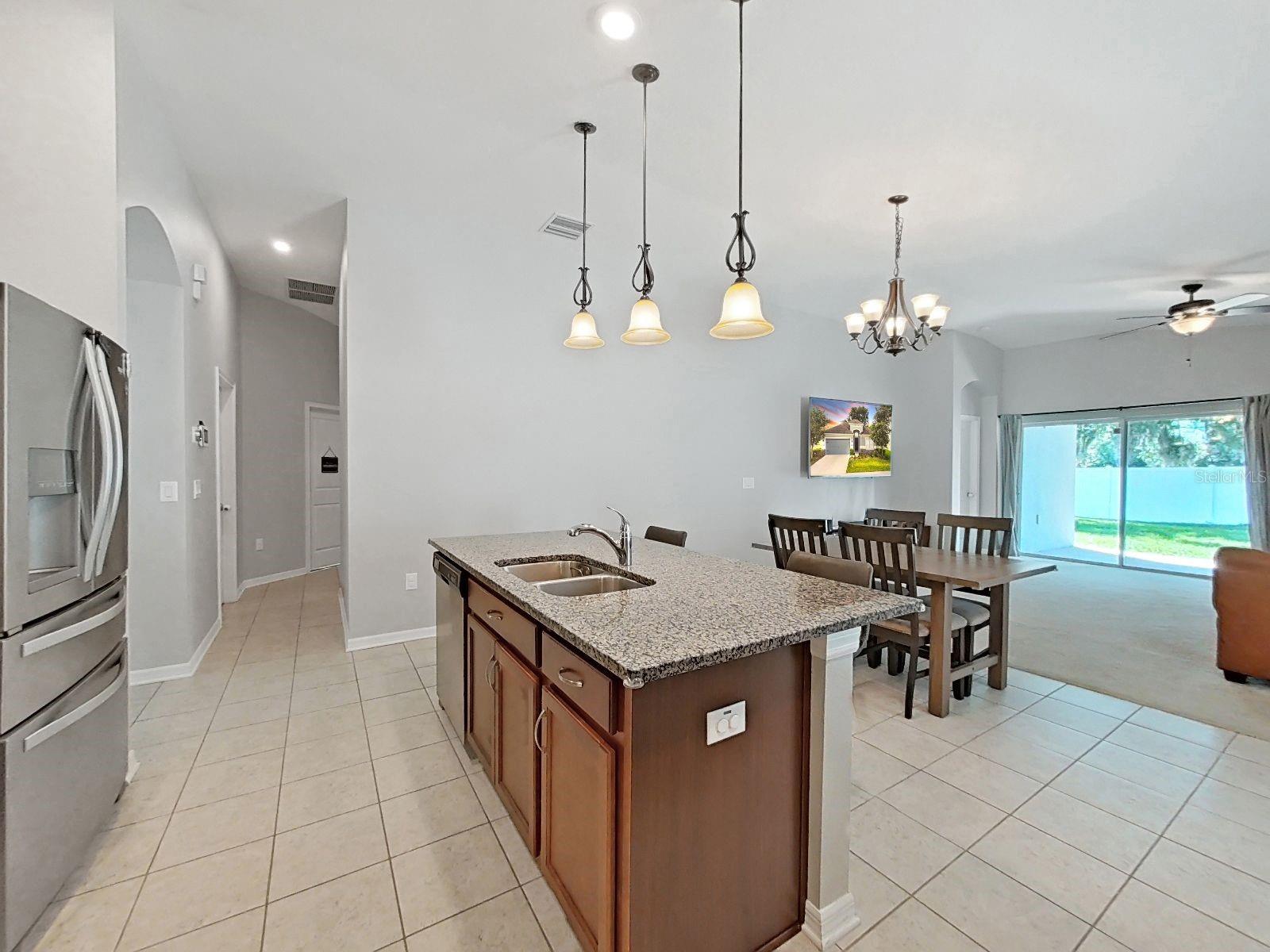 Image 21 of 37 For 14066 Finsbury Drive