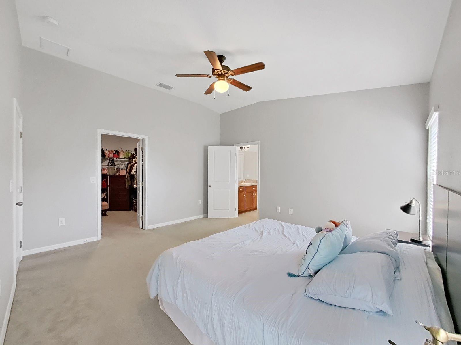 Image 29 of 37 For 14066 Finsbury Drive