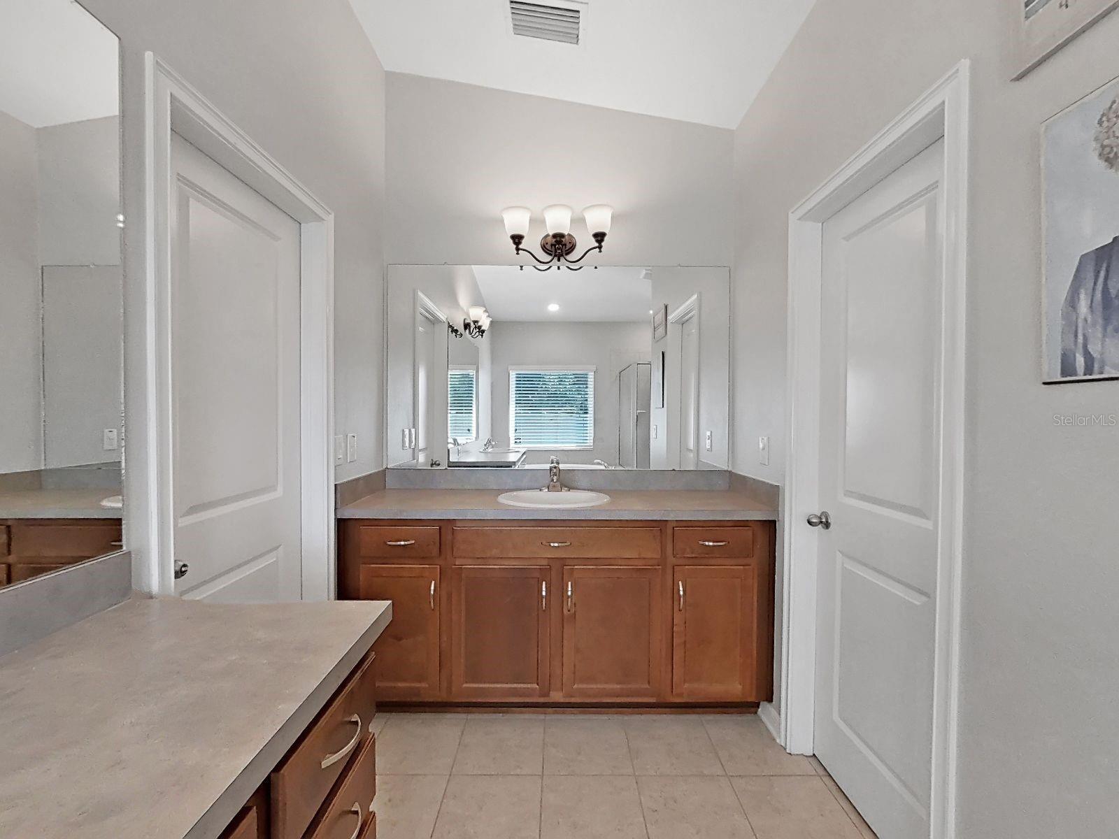 Image 32 of 37 For 14066 Finsbury Drive