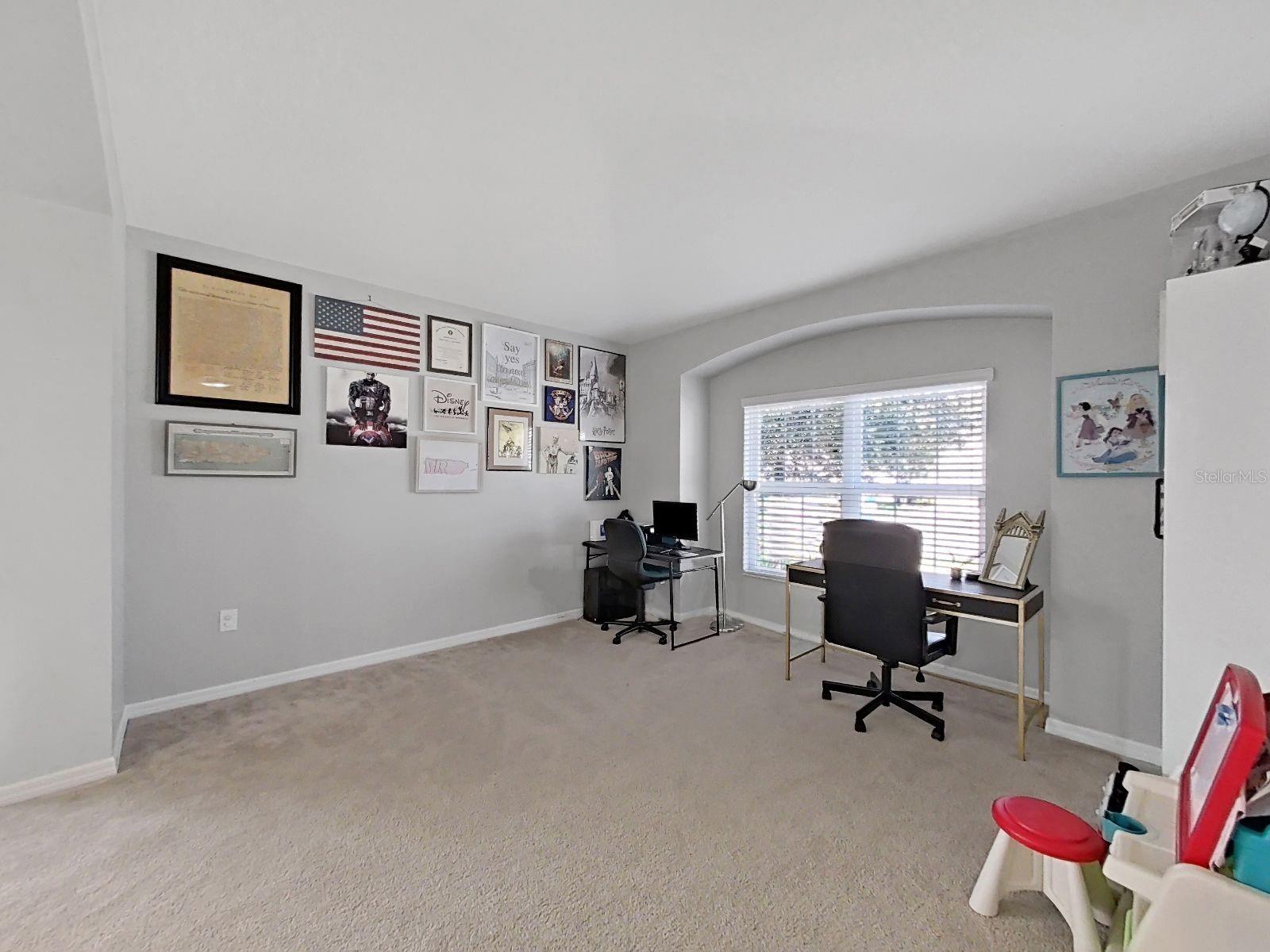 Image 5 of 37 For 14066 Finsbury Drive