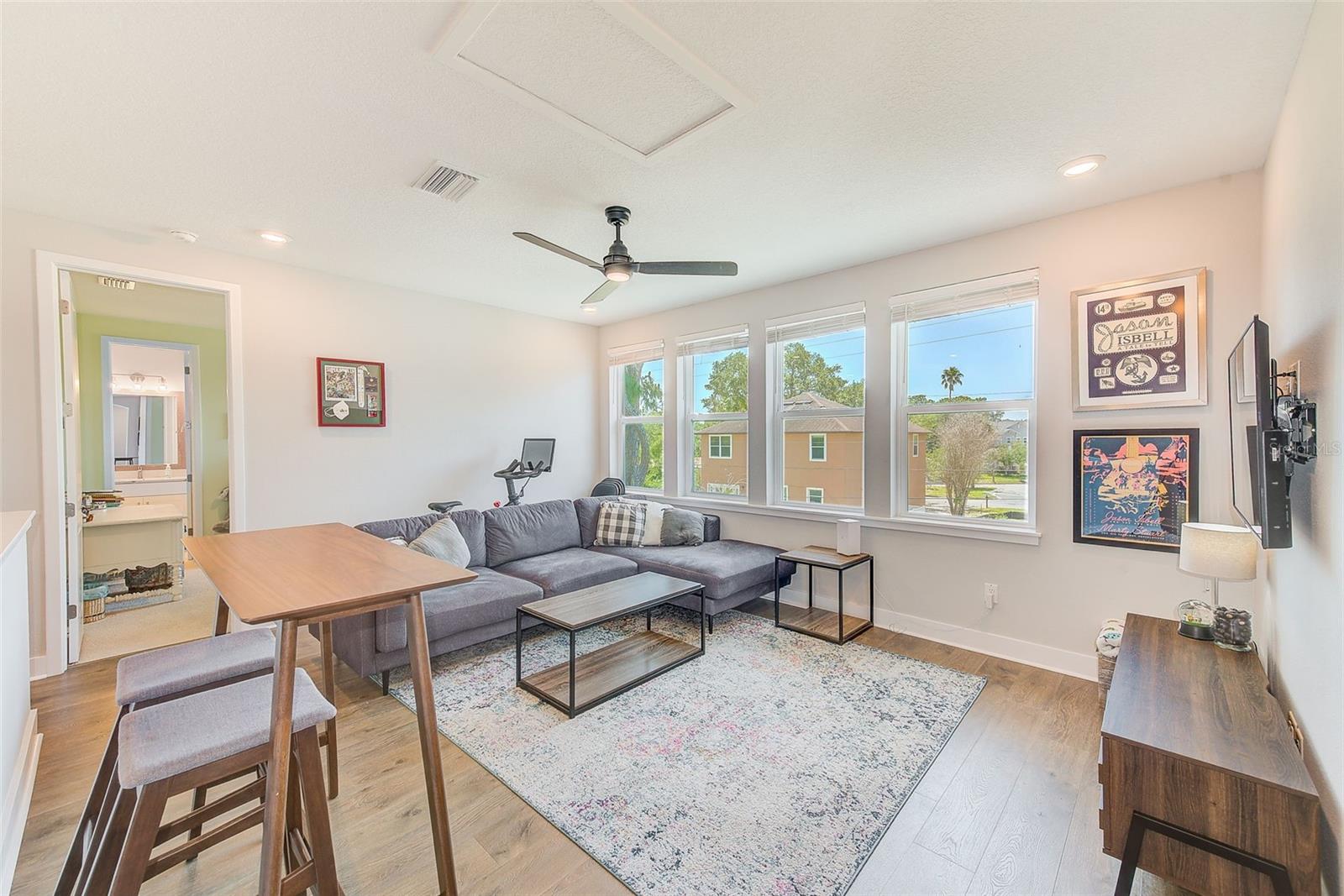 Image 24 of 61 For 4710 El Prado Boulevard