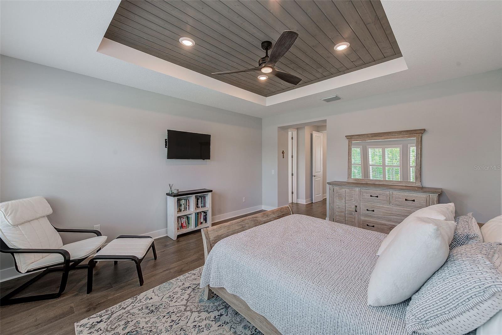 Image 28 of 61 For 4710 El Prado Boulevard