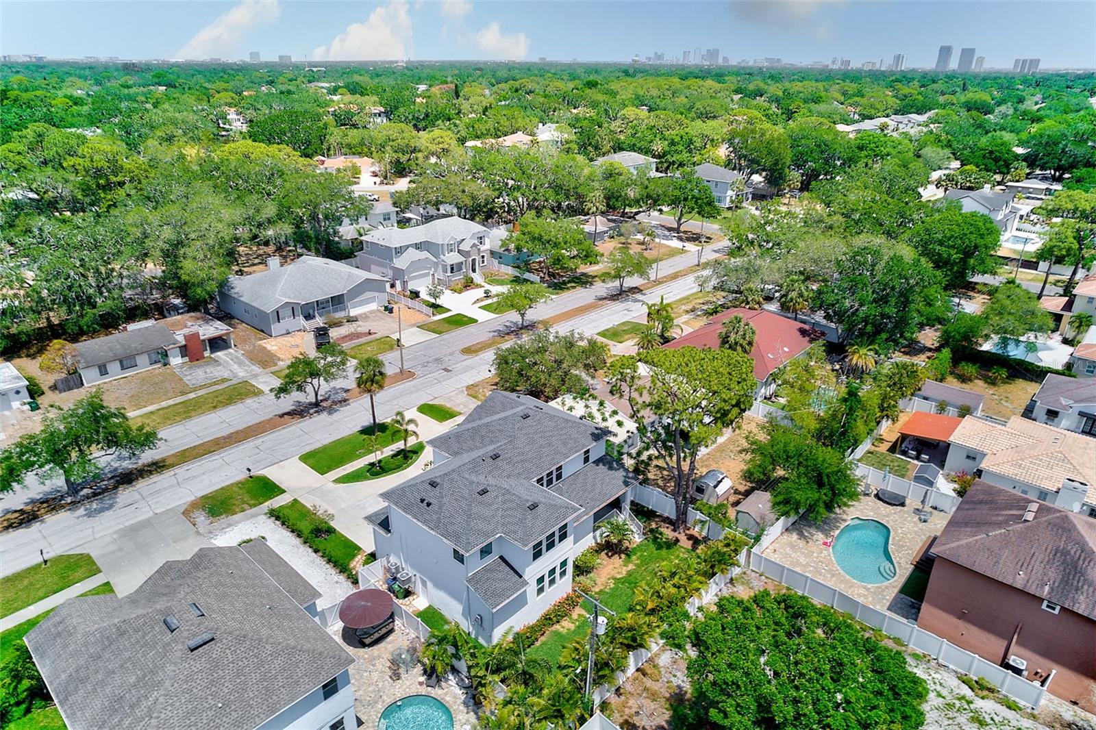 Image 55 of 61 For 4710 El Prado Boulevard