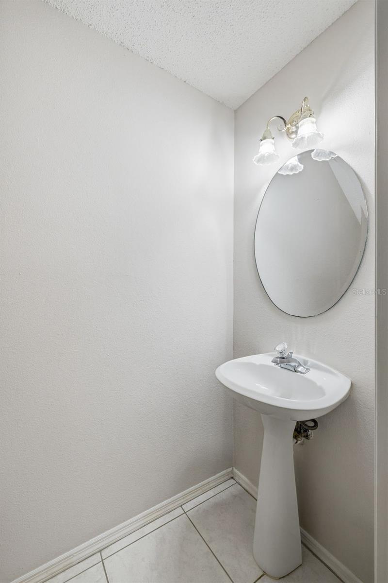 Image 14 of 38 For 5913 Bayside Key Drive