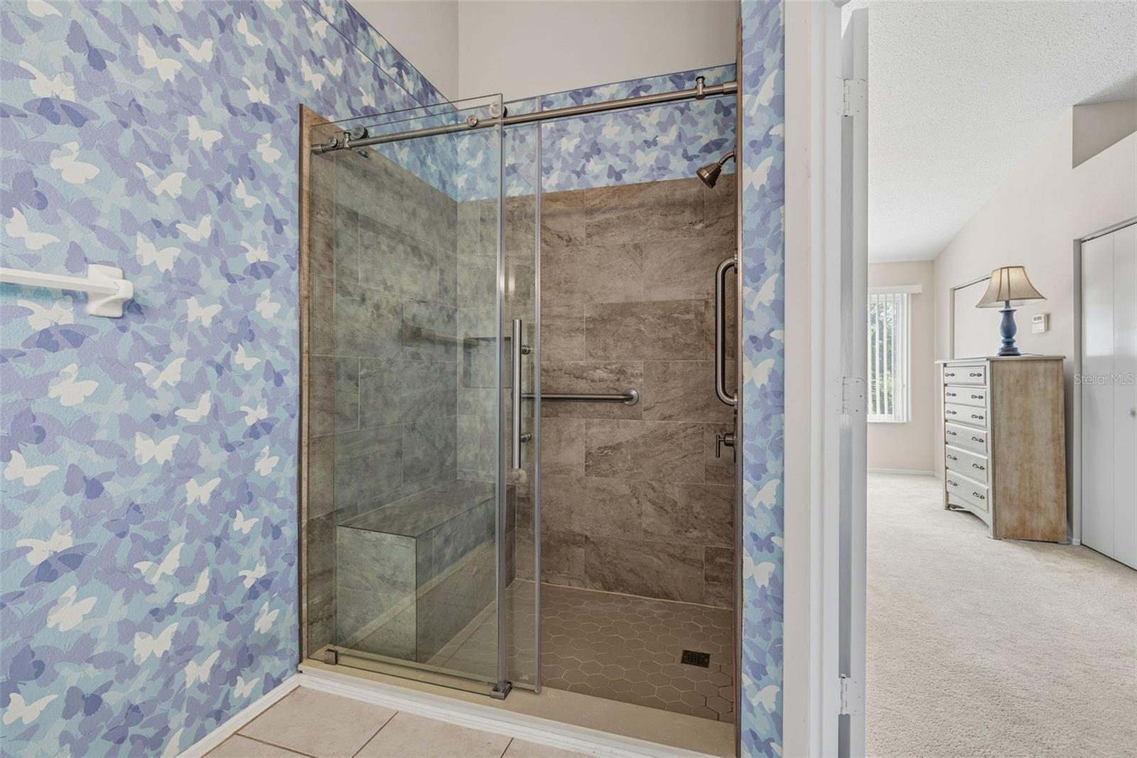 Image 19 of 38 For 5913 Bayside Key Drive