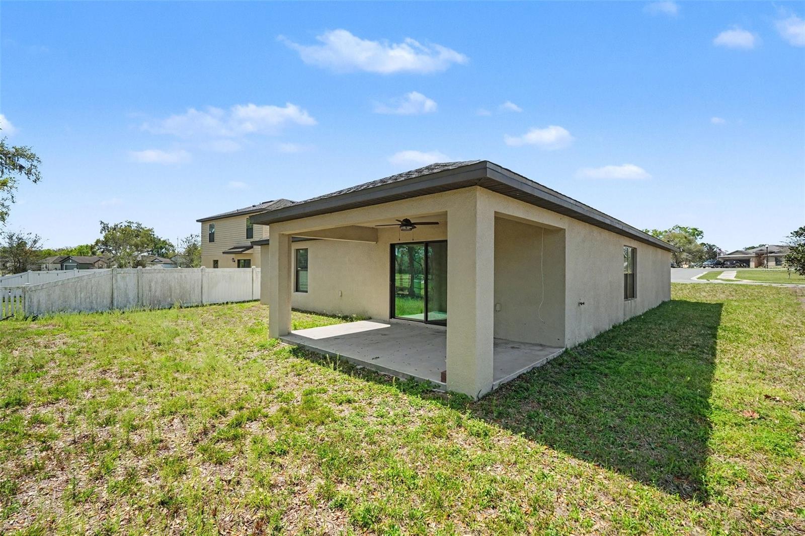 Image 15 of 16 For 6882 Redbay Drive