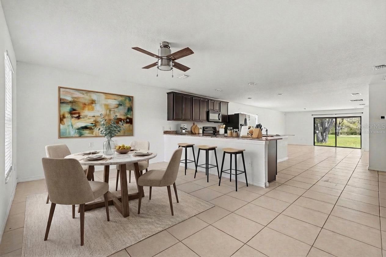 Image 4 of 16 For 6882 Redbay Drive