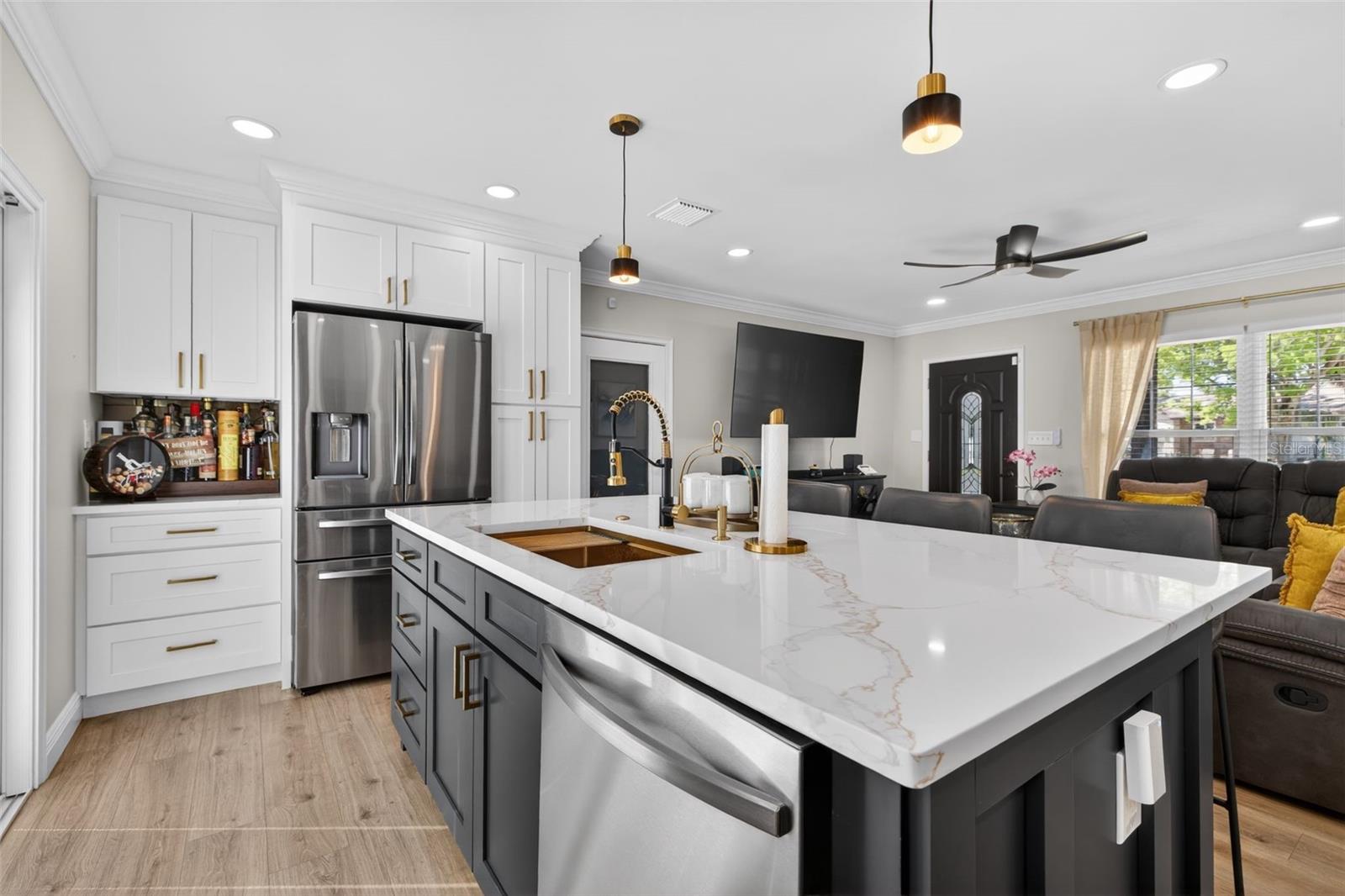 Image 10 of 31 For 4420 Pompano Drive Se