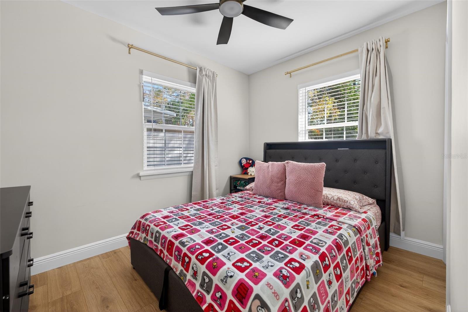 Image 14 of 31 For 4420 Pompano Drive Se