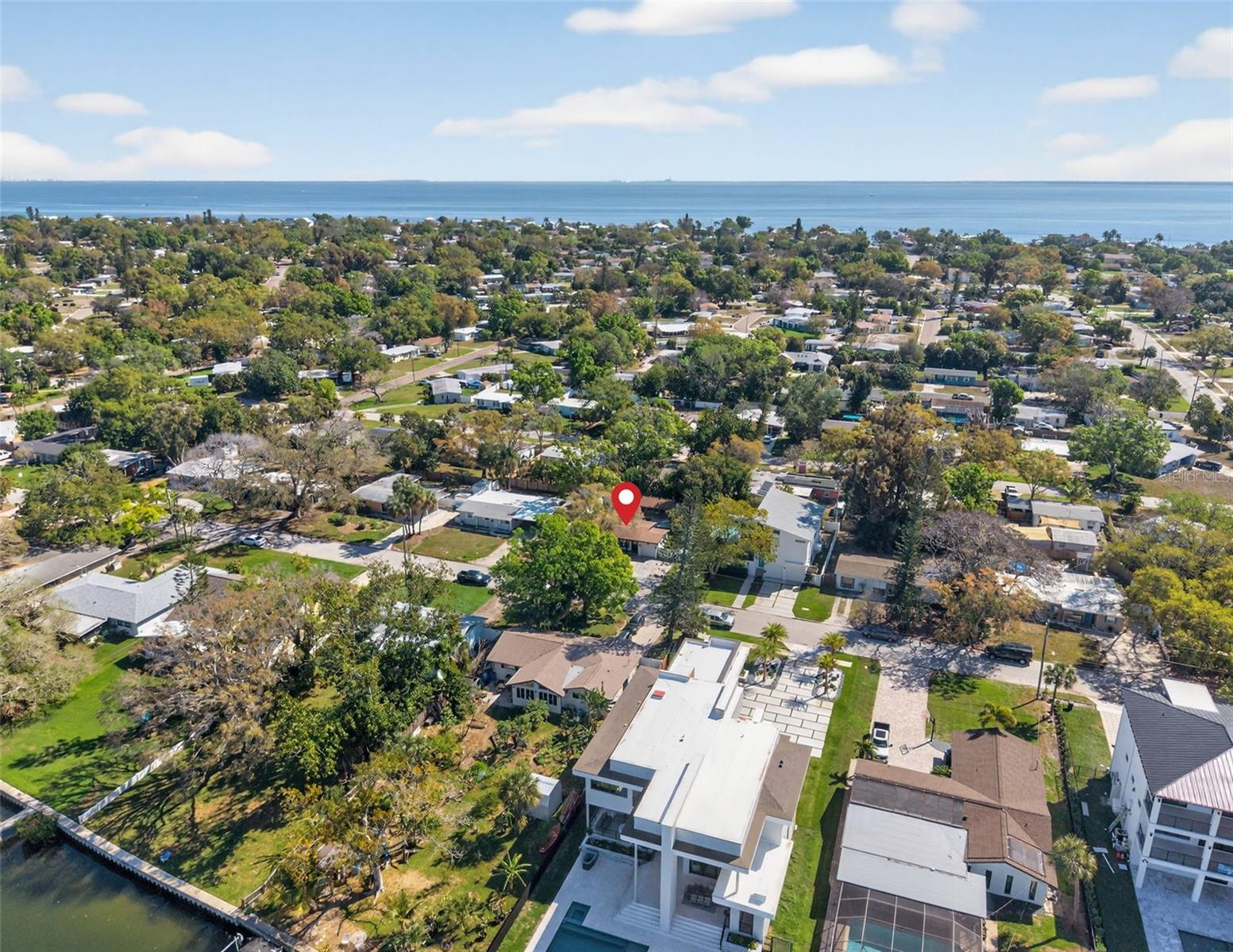 Image 23 of 31 For 4420 Pompano Drive Se