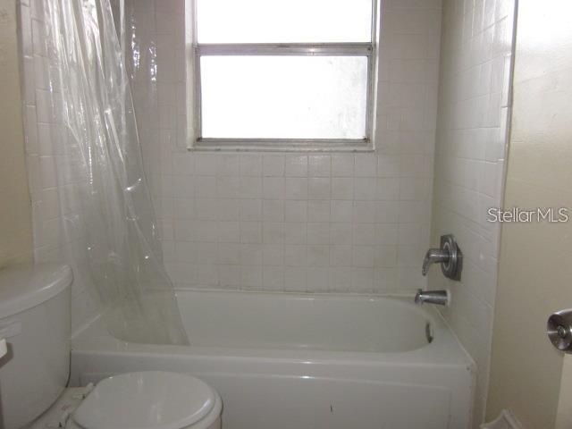 Image 7 of 8 For 8619 Mulberry Street B