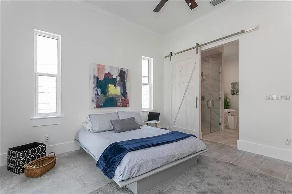 Image 15 of 30 For 3611 2nd Avenue N