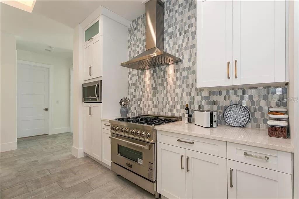 Image 7 of 30 For 3611 2nd Avenue N