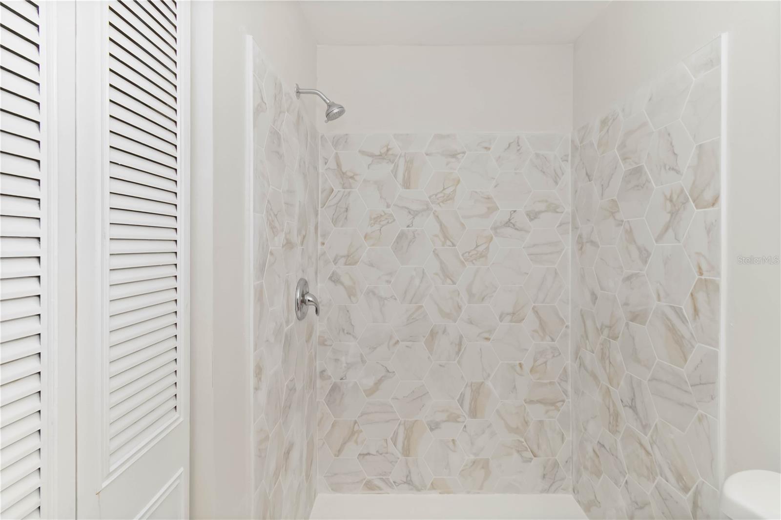 Image 12 of 23 For 602 Rodeo Drive