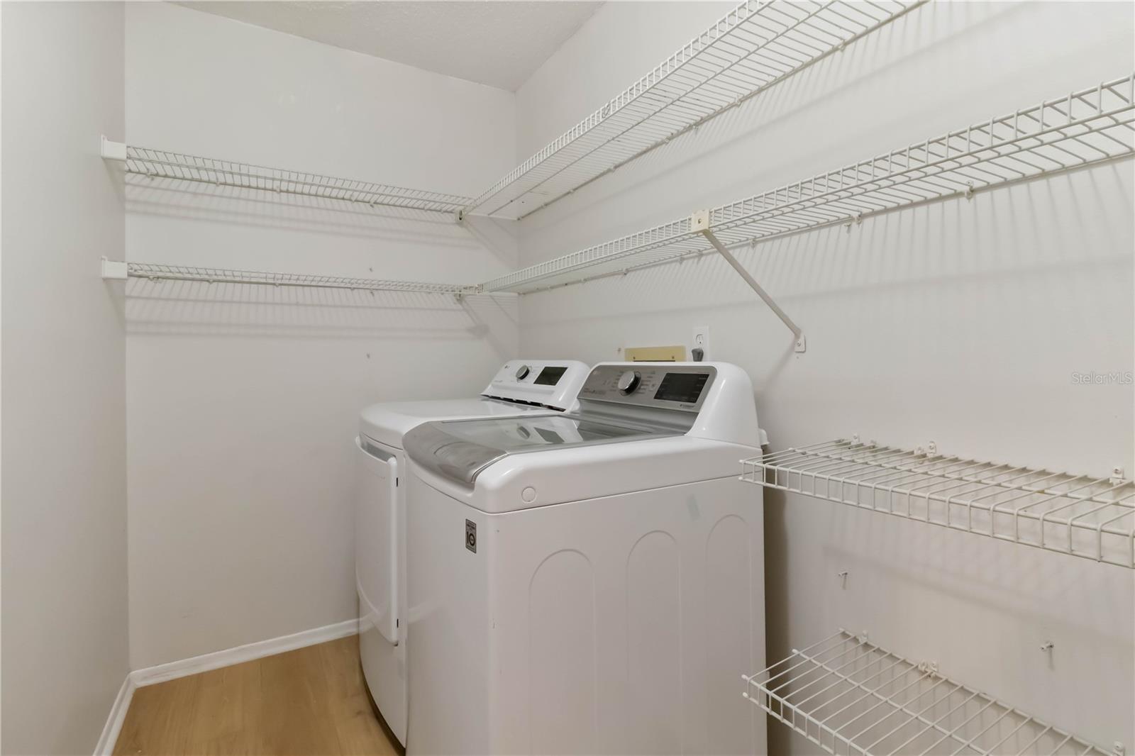 Image 19 of 23 For 602 Rodeo Drive