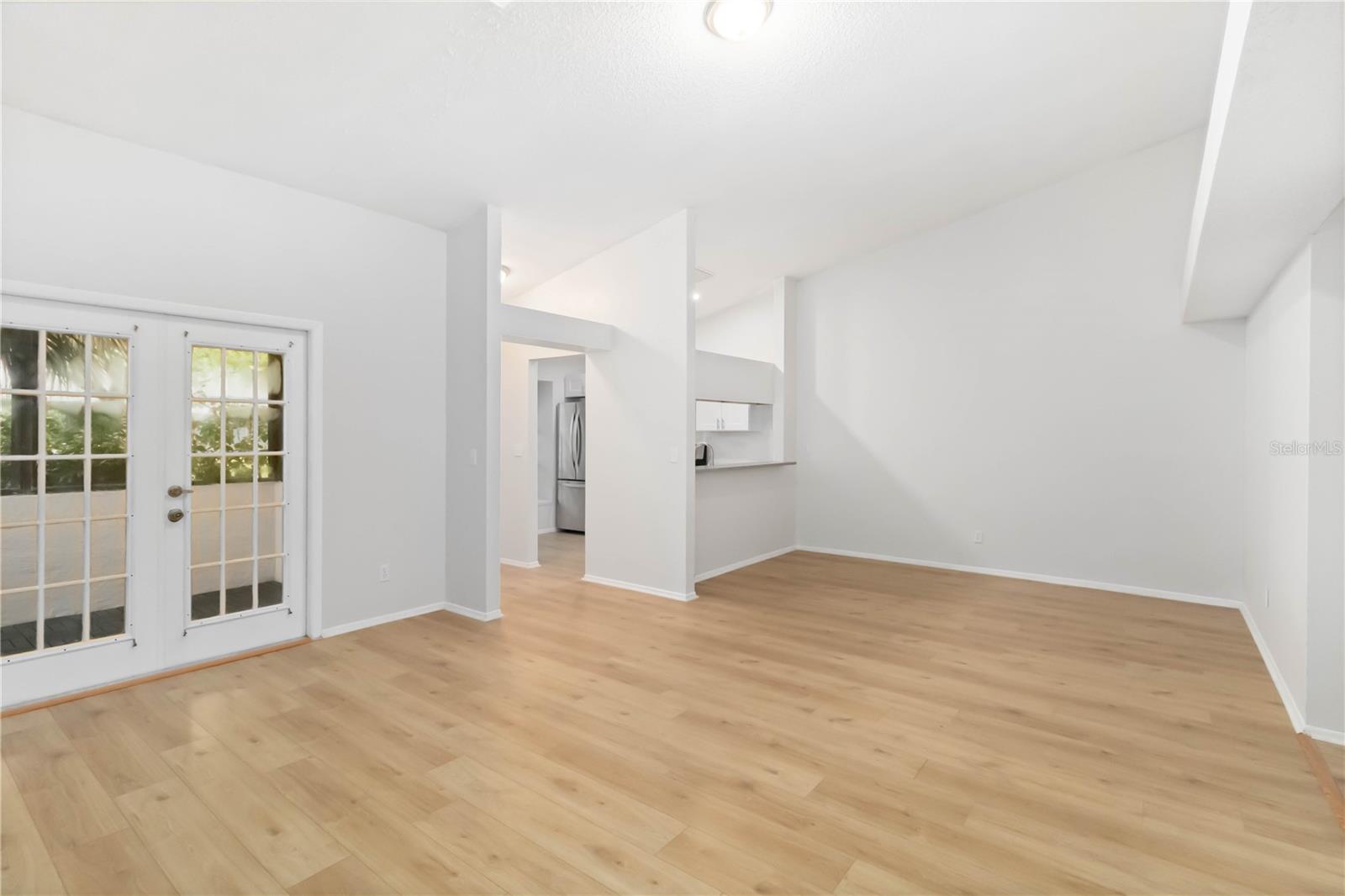 Image 3 of 23 For 602 Rodeo Drive