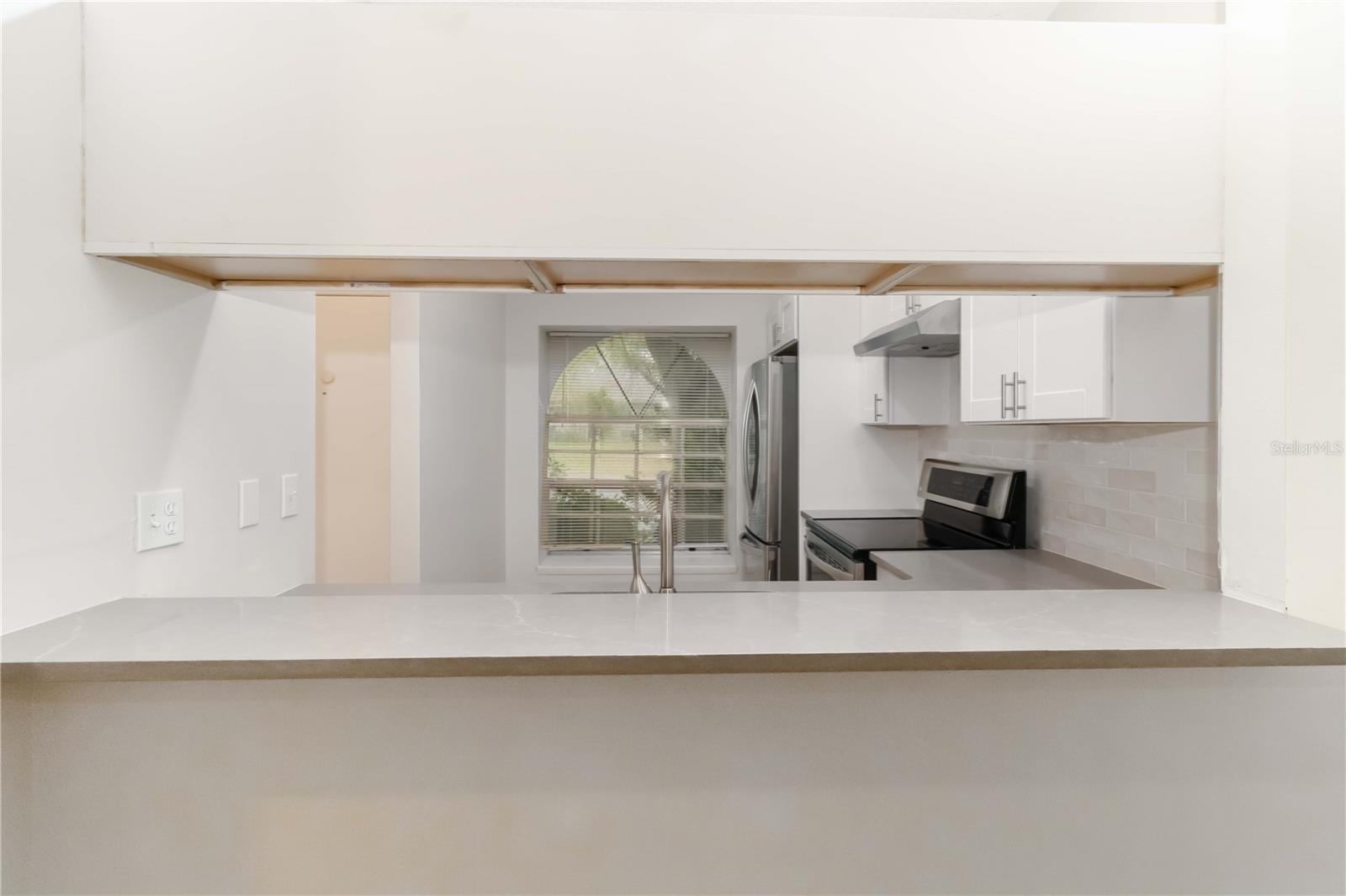 Image 7 of 23 For 602 Rodeo Drive