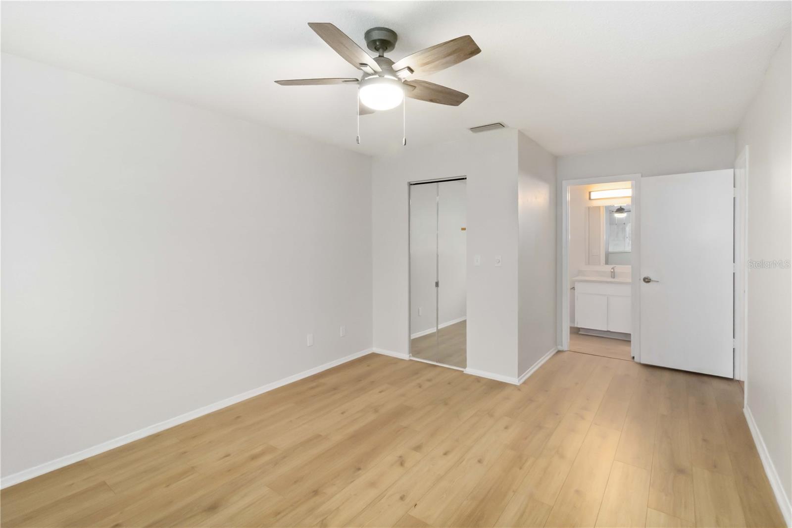 Image 9 of 23 For 602 Rodeo Drive