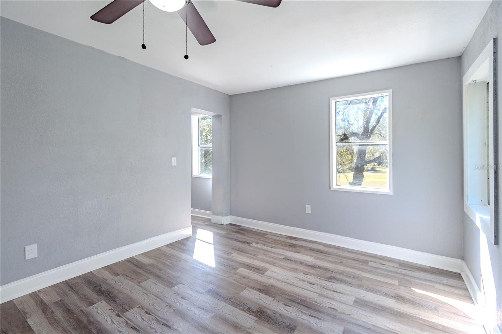 Image 7 of 32 For 7811 Watson Street