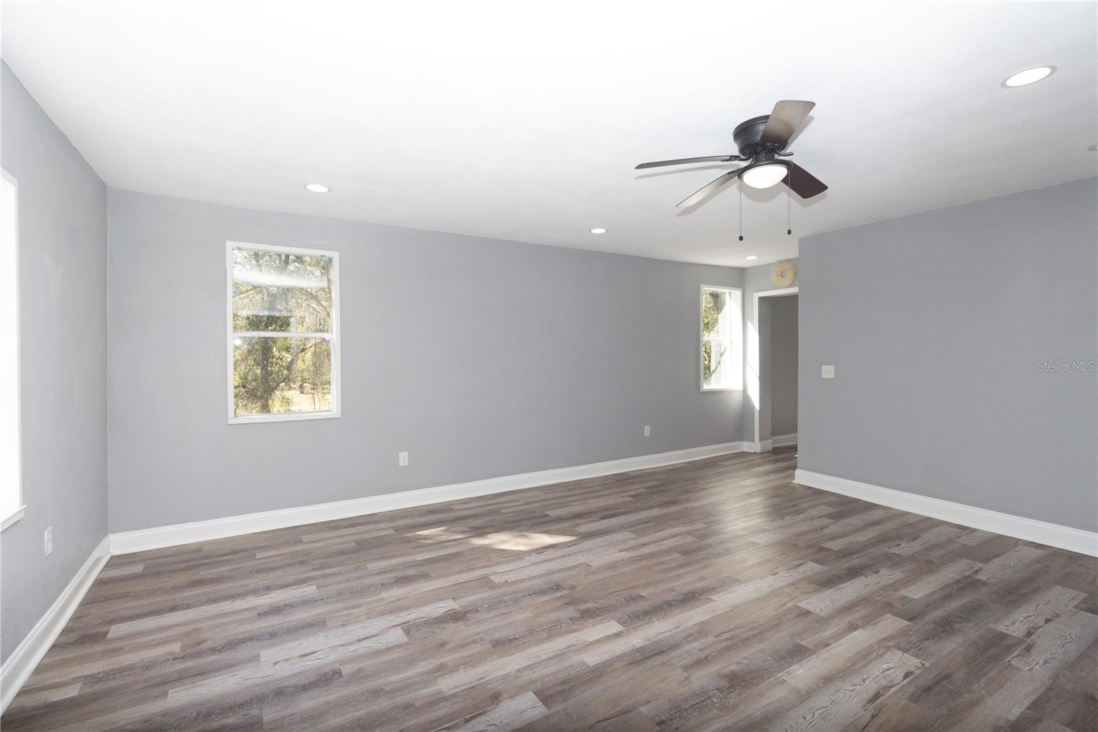 Image 8 of 32 For 7811 Watson Street