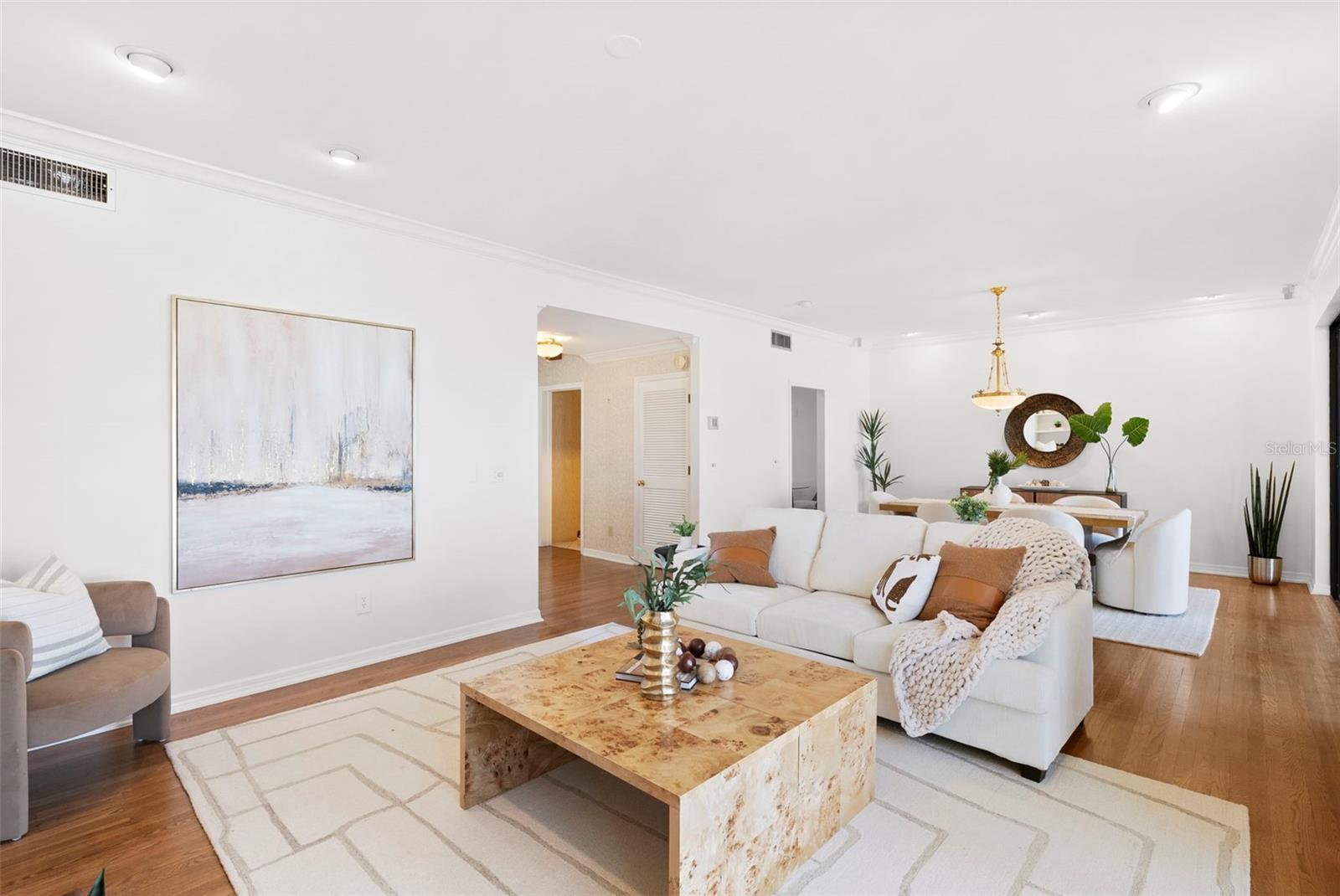 Image 12 of 84 For 5010 Bayshore Boulevard 4