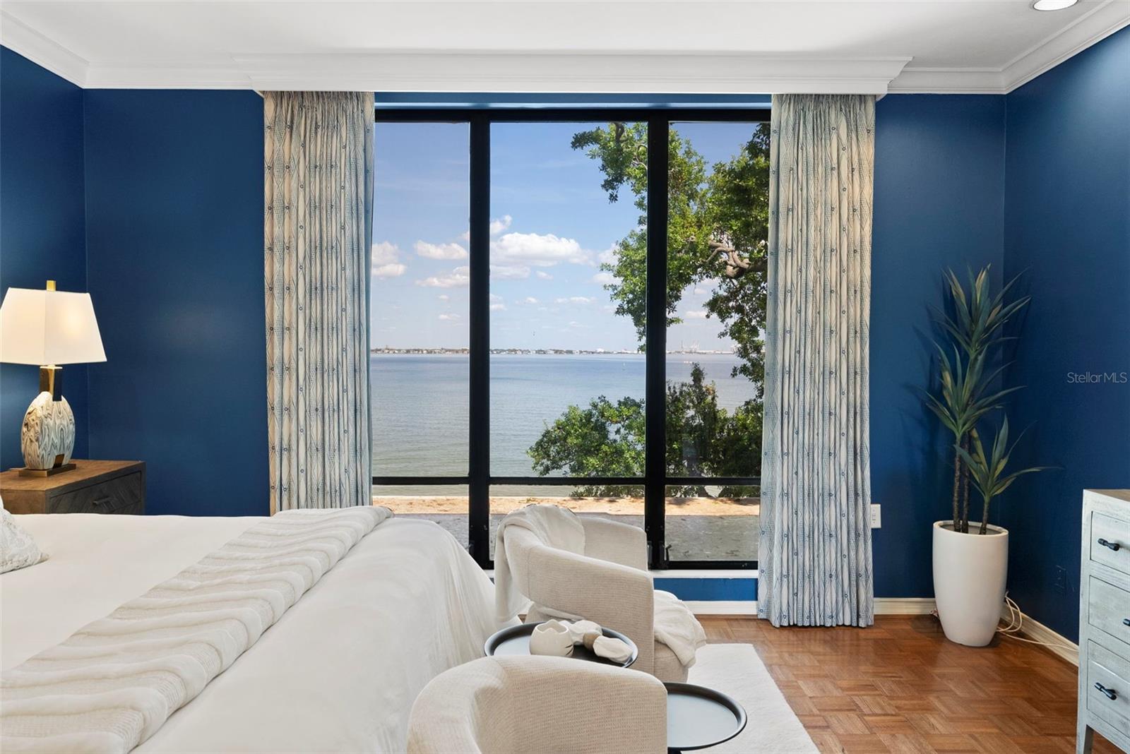 Image 32 of 84 For 5010 Bayshore Boulevard 4