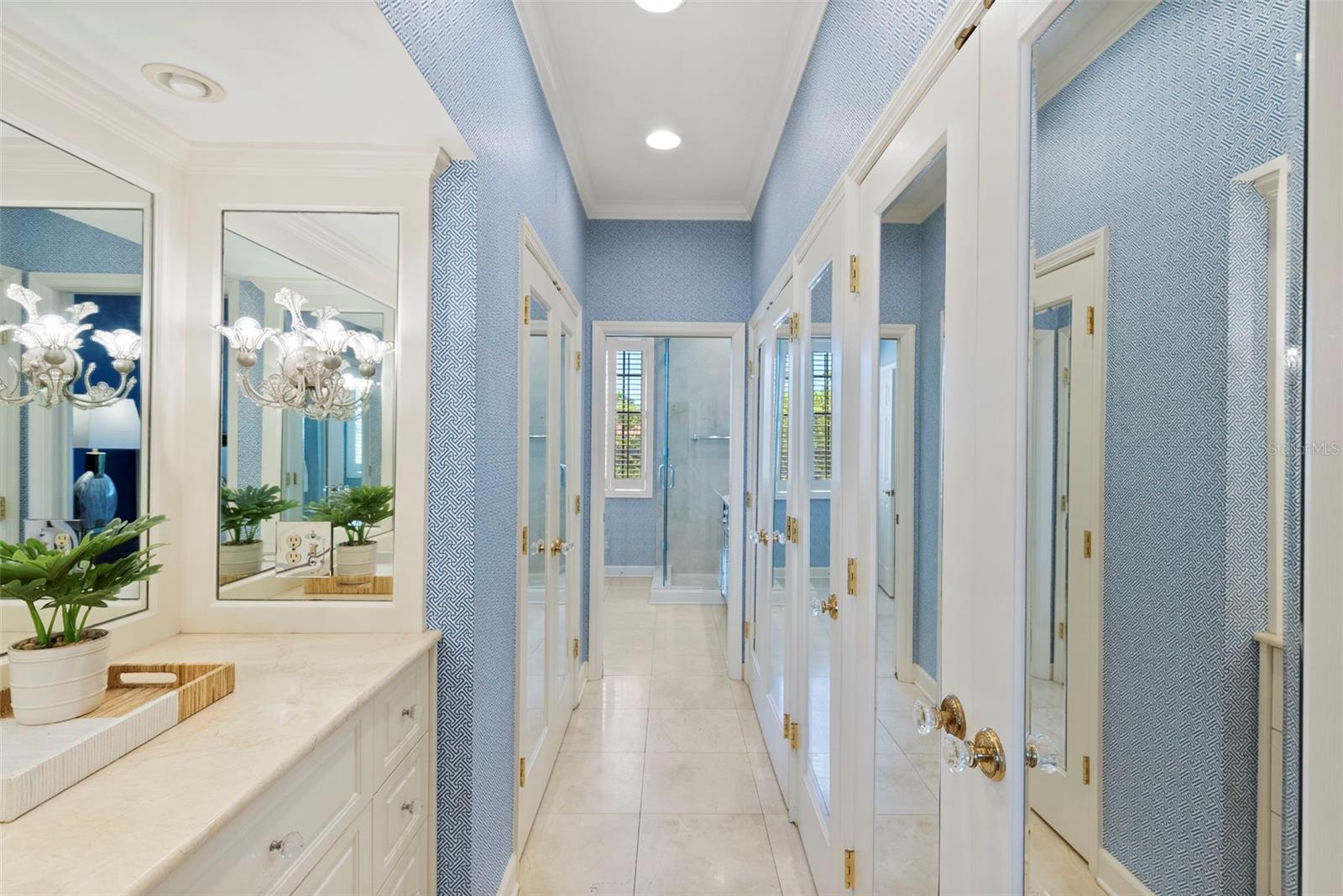 Image 35 of 84 For 5010 Bayshore Boulevard 4