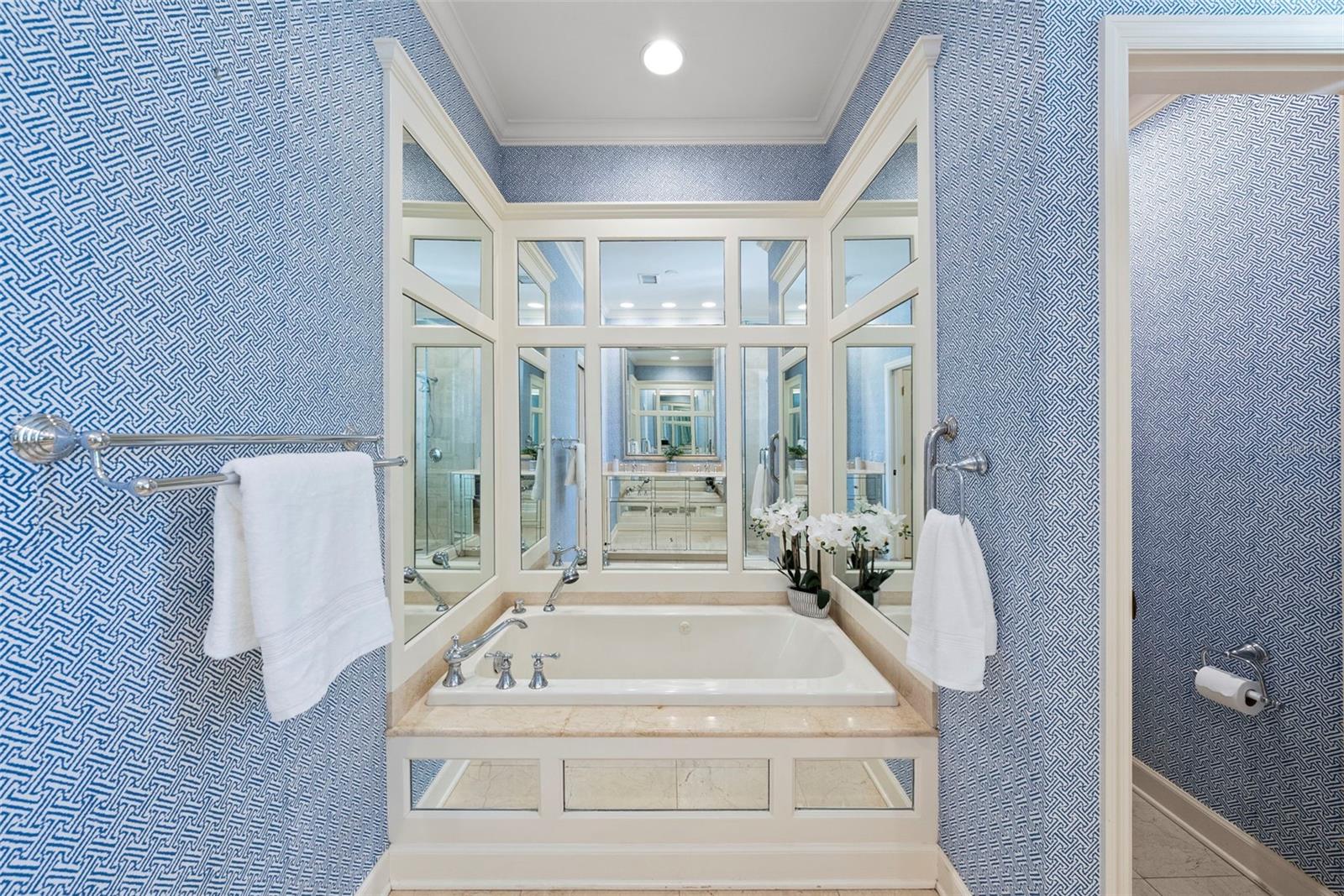 Image 40 of 84 For 5010 Bayshore Boulevard 4