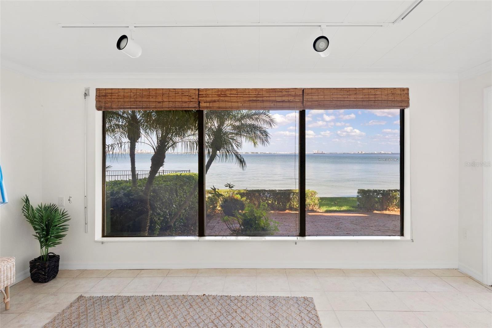 Image 58 of 84 For 5010 Bayshore Boulevard 4