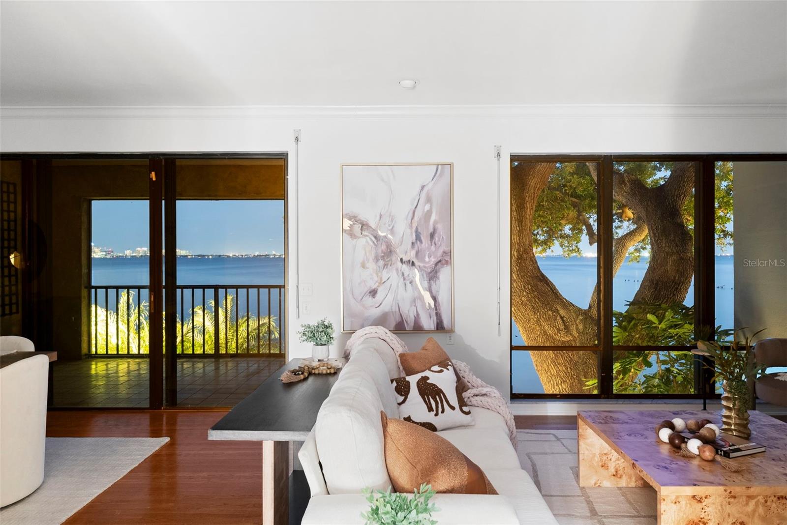 Image 7 of 84 For 5010 Bayshore Boulevard 4