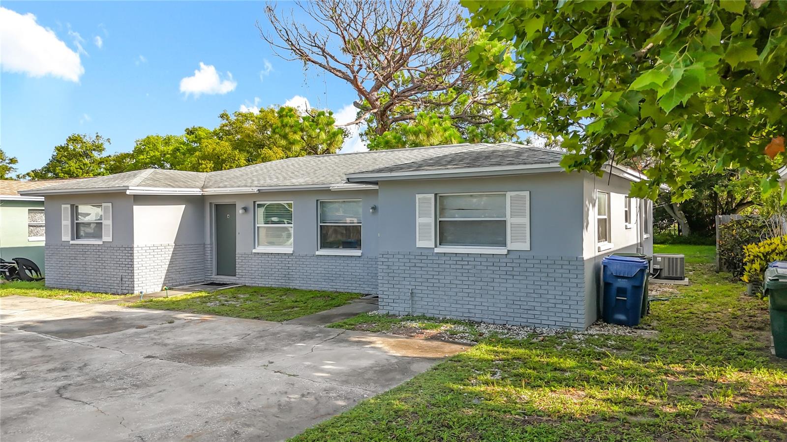 Listing photo id 32 for 2319 18th Avenue Sw