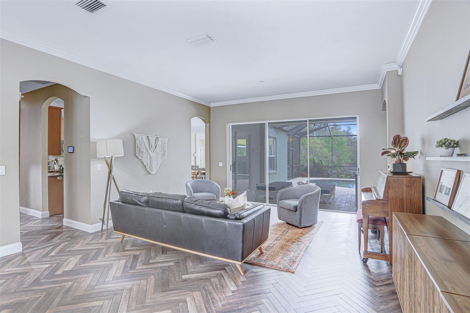 Image 7 of 65 For 5622 Osprey Park Place