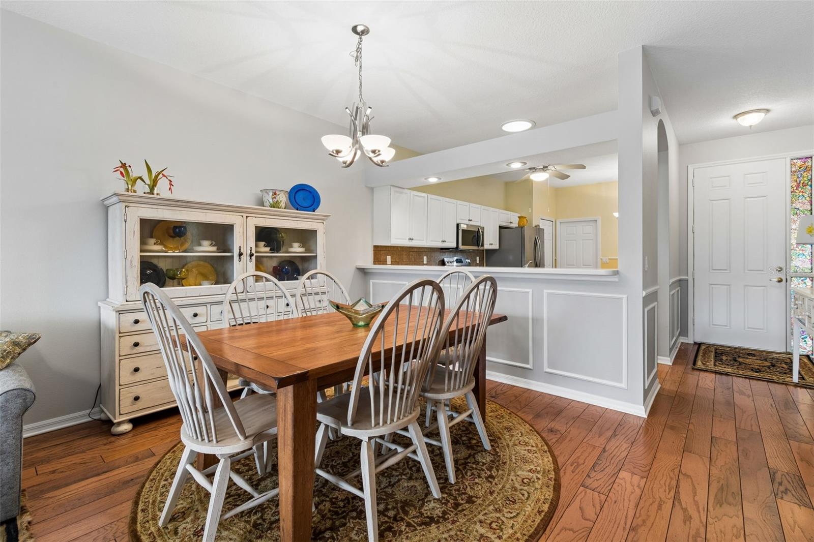 Image 14 of 80 For 20930 Jaffa Lane