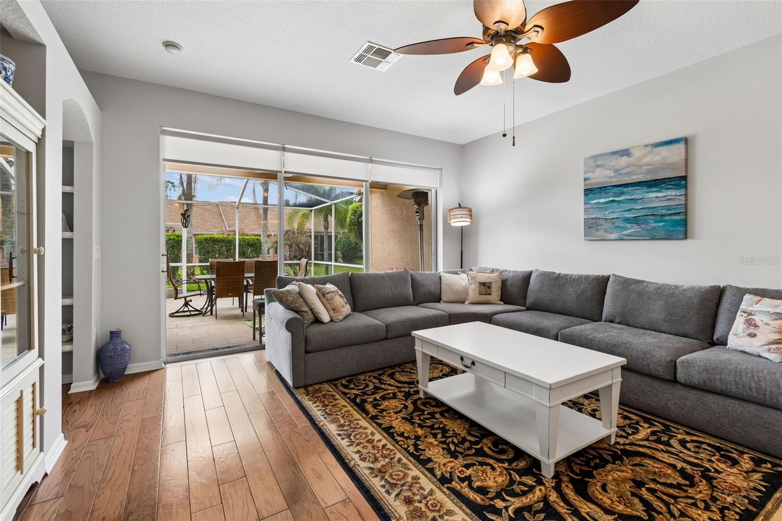 Image 17 of 80 For 20930 Jaffa Lane