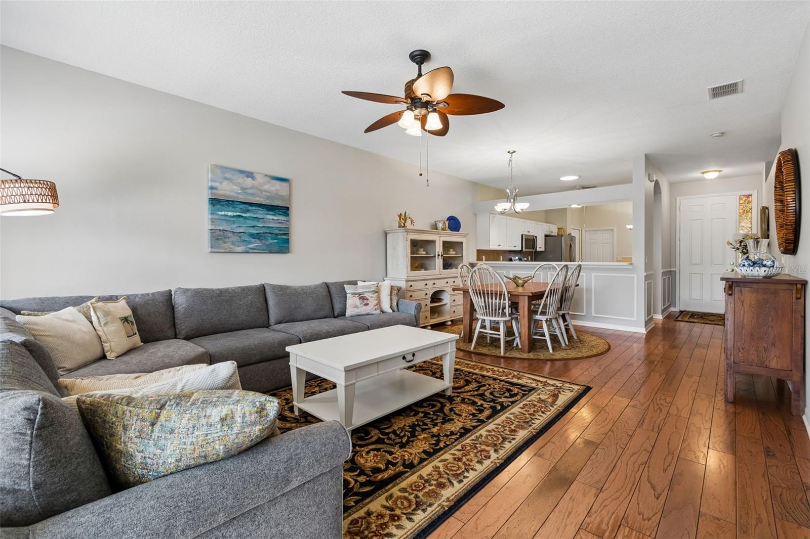 Image 18 of 80 For 20930 Jaffa Lane