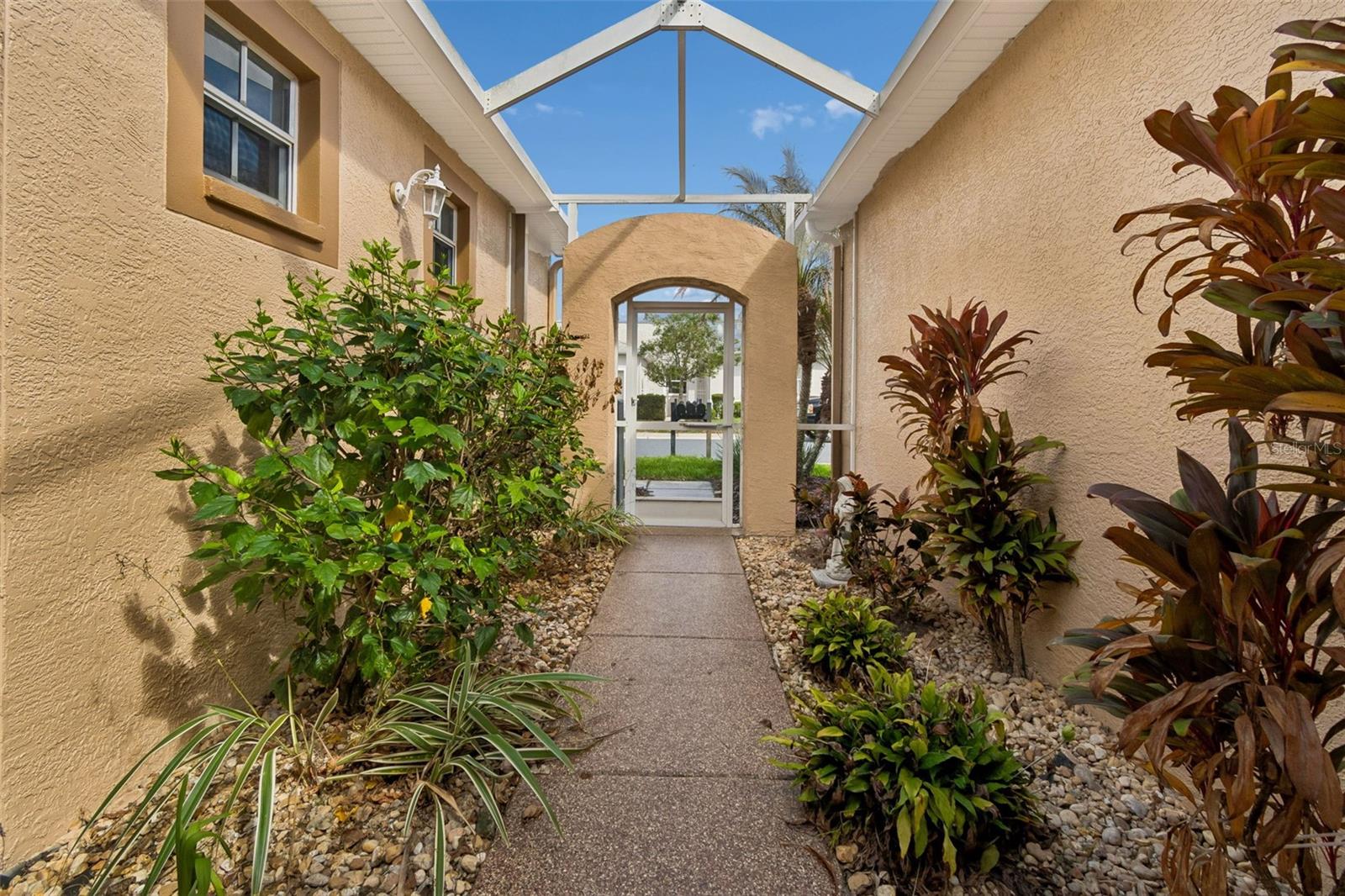 Image 5 of 80 For 20930 Jaffa Lane