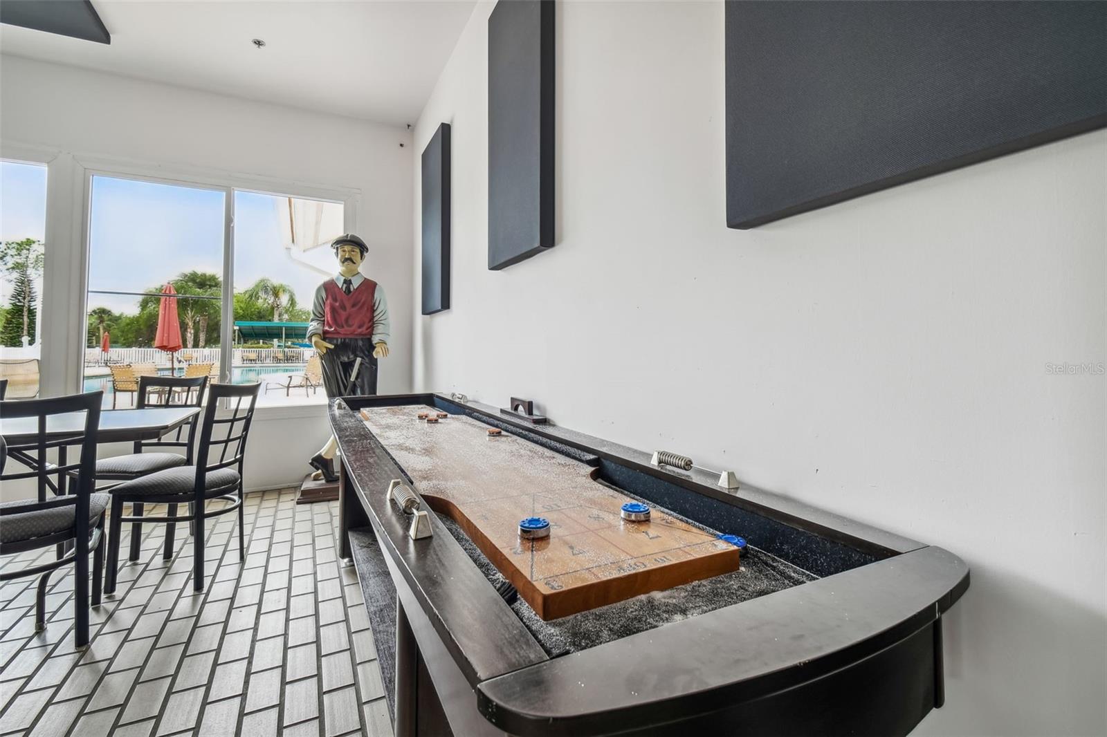 Image 73 of 80 For 20930 Jaffa Lane