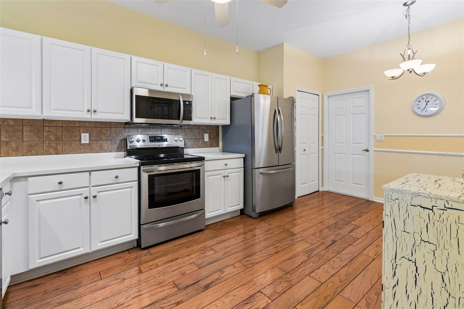 Image 8 of 80 For 20930 Jaffa Lane