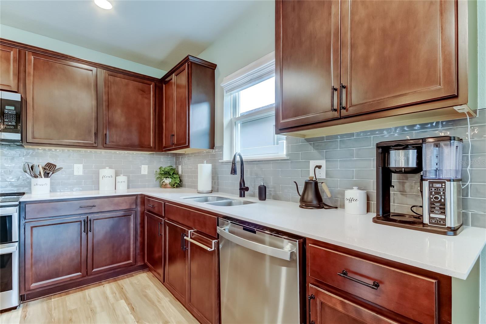 Image 12 of 41 For 6364 Dutton Drive