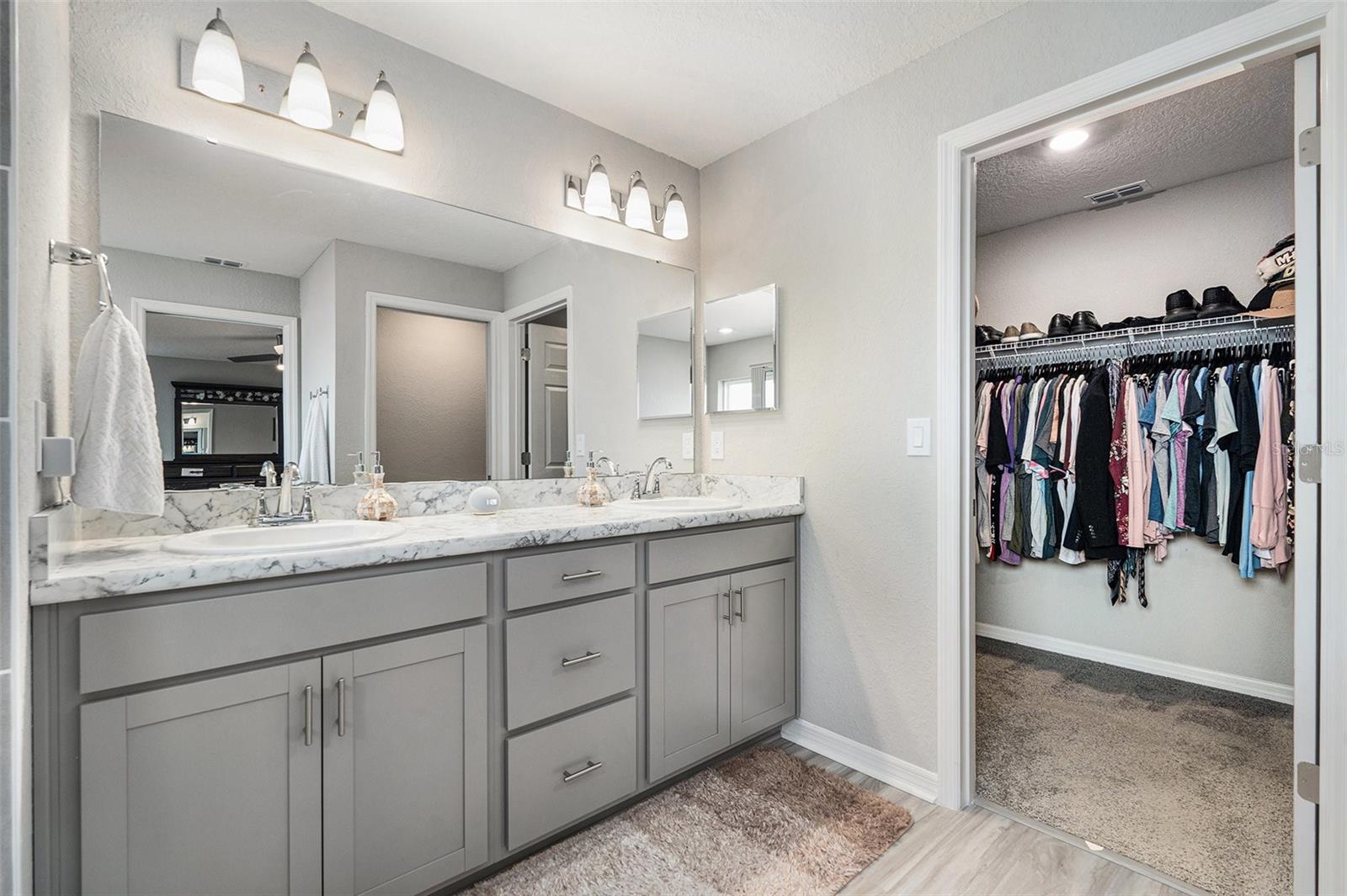 Image 21 of 33 For 6436 Pebblebrooke Way