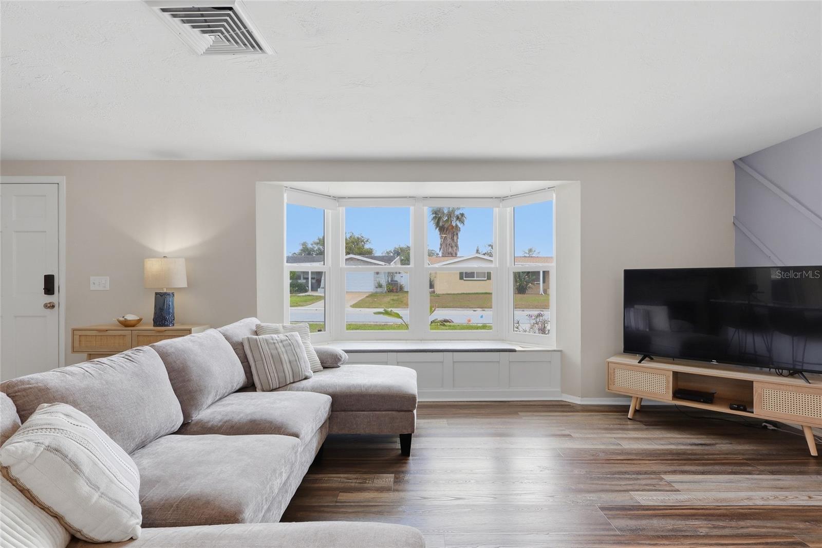 Image 8 of 30 For 7209 Magnolia Valley Drive