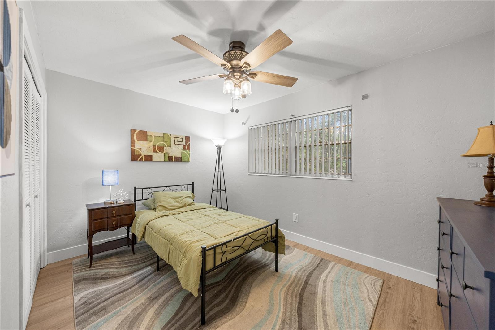 Image 11 of 26 For 16675 143rd Avenue