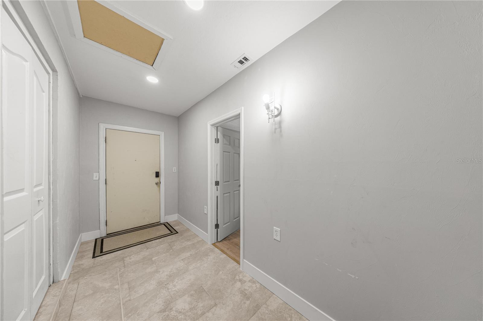 Image 18 of 26 For 16675 143rd Avenue