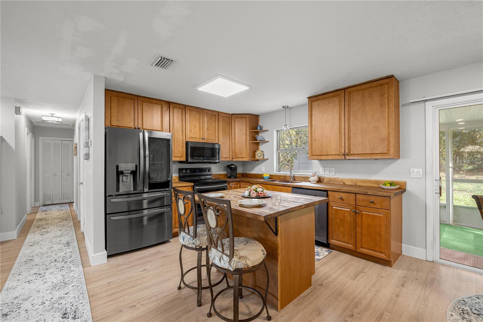 Image 5 of 26 For 16675 143rd Avenue