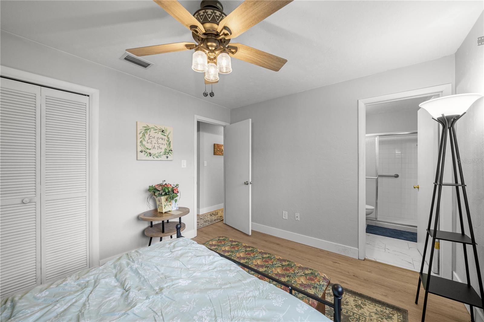 Image 9 of 26 For 16675 143rd Avenue