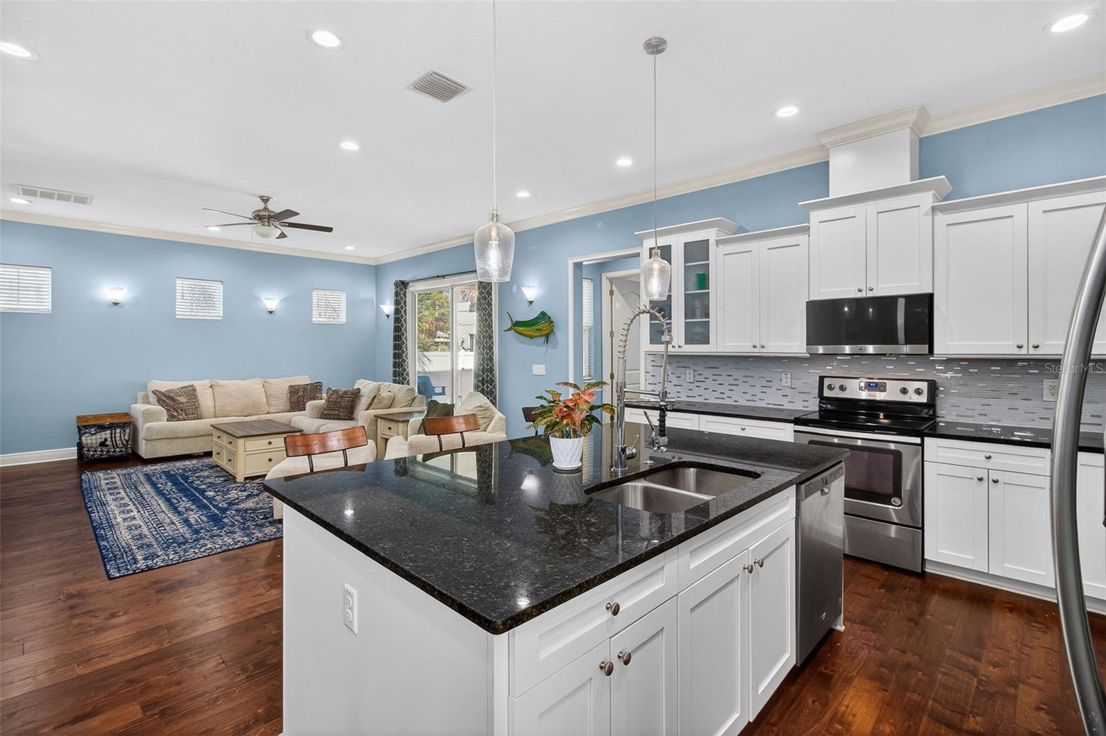 Image 18 of 57 For 3503 Price Avenue