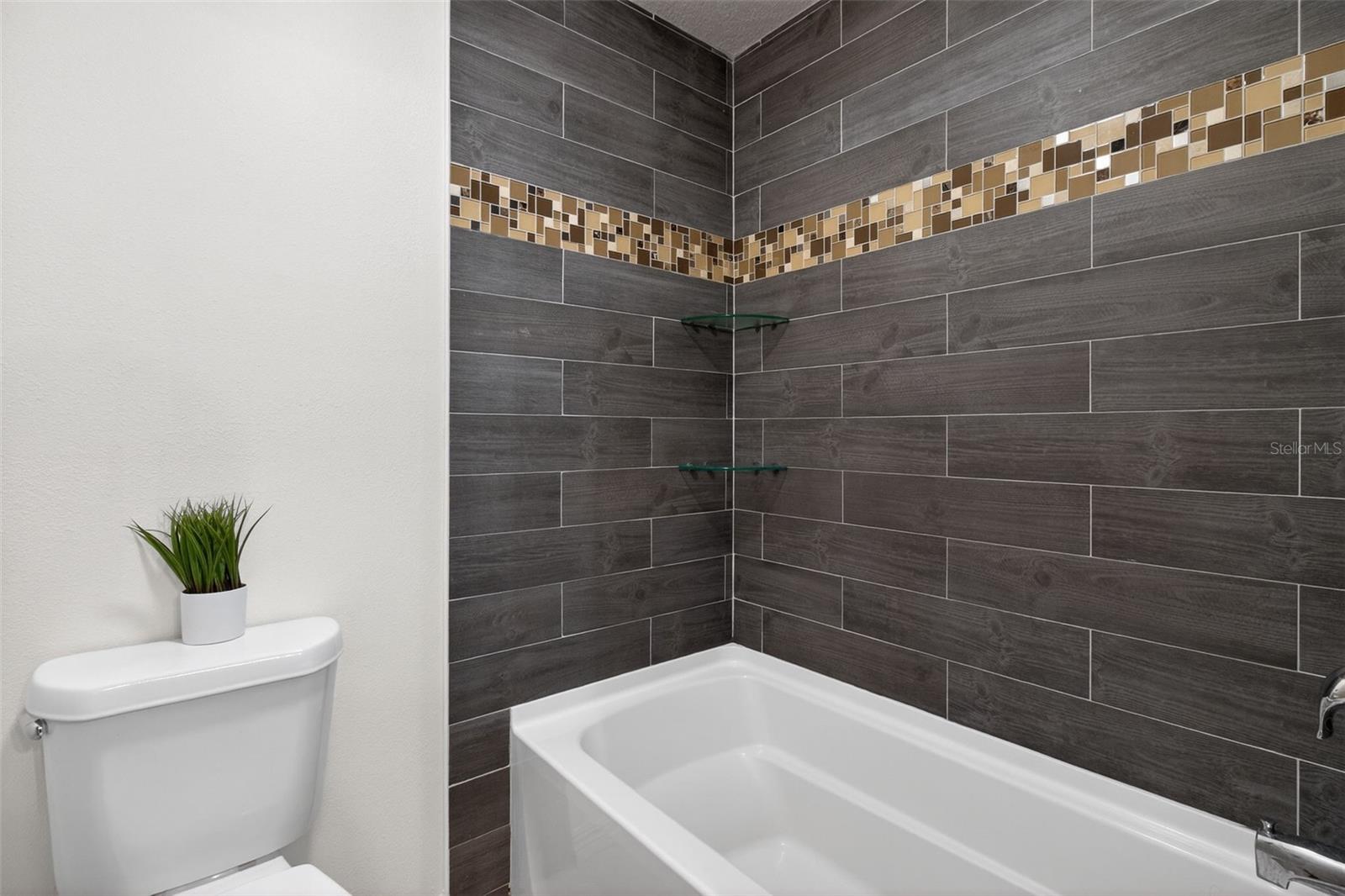 Image 36 of 57 For 3503 Price Avenue